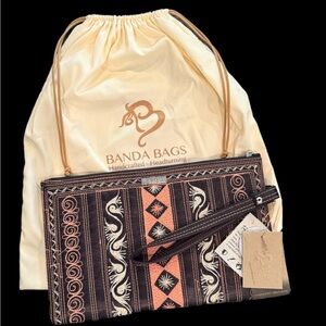 🦩Banda Bags, New with Tags, Black and Coral Clutch